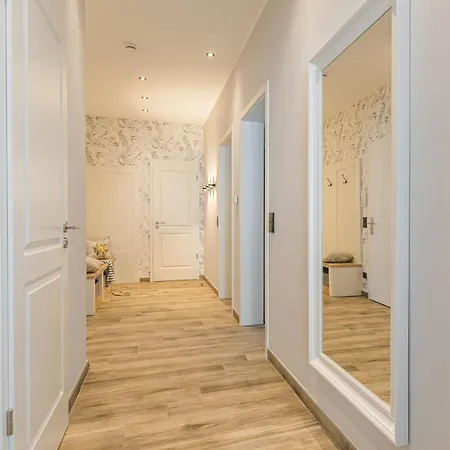Luxus_spa_og_fewo Quartier 4 _we 4_ * Гёрен-Леббин